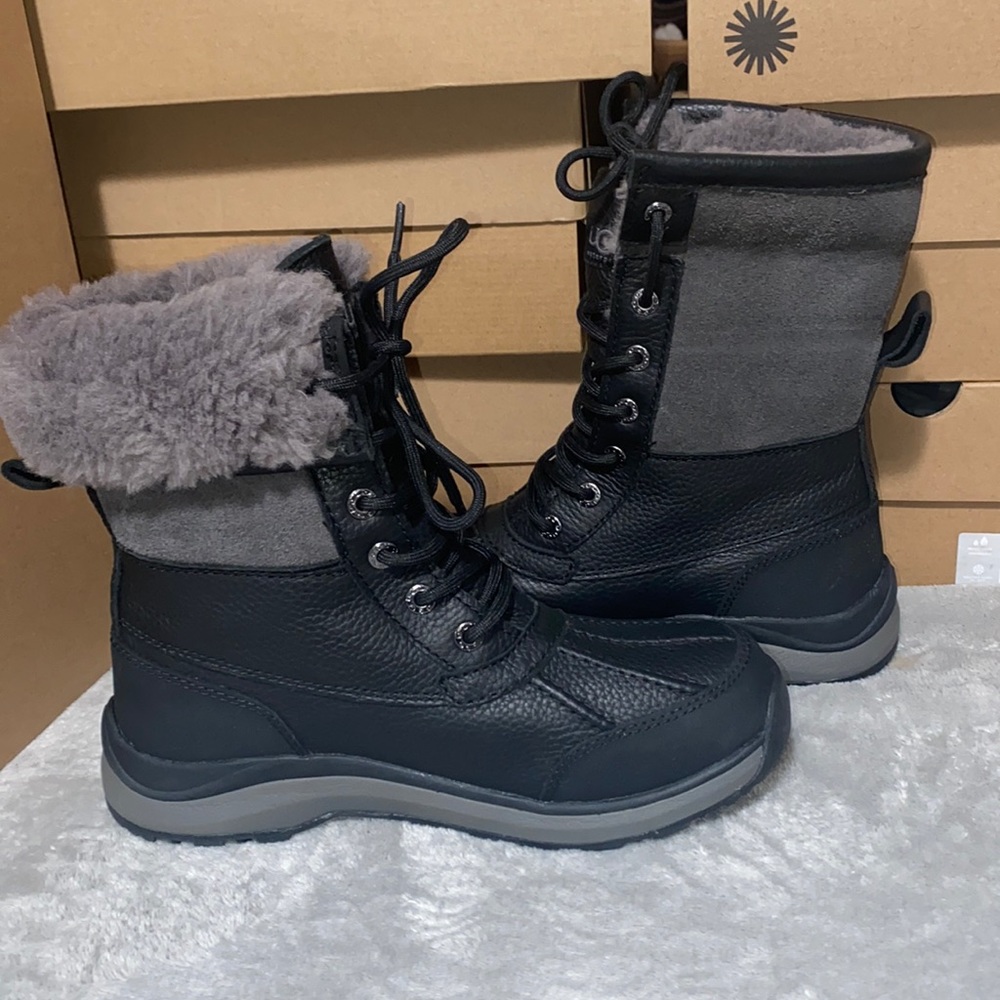 UGG Women's Black and Gray Boots